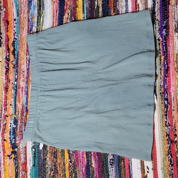 Carve Designs Clover Skirt with pockets - Picture 5 of 5